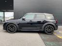 ＭＩＮＩ クーパーＤ　クロスオーバー・シャドー・エディション　ＨＤＤナビ＋アップルカープレイ・１８インチ黒アルミホイール・ＡＣＣ・ワンオーナー・ＭＩＮＩ認定中古車（２年保証・走行距離無制限）（ミッドナイト・ブラック）（5枚目）