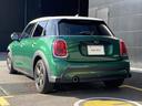 クーパー　クラシック・トリム　アップルカープレイ・ドラレコ・ワンオーナー・ＭＩＮＩ認定中古車（２年保証・走行距離無制限）（ブリティッシュ・レーシング・グリーン）（9枚目）