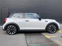 ＭＩＮＩ クーパーＤ　カムデン・エディション　ＡＣＣ・カープレイ・ドラレコ・ＭＩＮＩ認定中古車（２年保証・走行距離無制限）（ナノク・ホワイト）（4枚目）