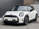 ＭＩＮＩ クーパーＤ　カムデン・エディション　ＡＣＣ・カープレイ・ドラレコ・ＭＩＮＩ認定中古車（２年保証・走行距離無制限）（ナノク・ホワイト）（7枚目）
