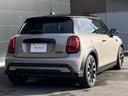 ＭＩＮＩ クーパーＤ　カムデン・エディション　ＡＣＣ・カープレイ・１７インチアルミホイール・ＭＩＮＩ認定中古車（２年保証・走行距離無制限）（ルーフトップ・グレー）（8枚目）
