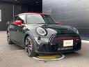 ＭＩＮＩ ＪＣＷ　プレミアムプラスパッケージ　ＪＣＷトリム　ＨＤＤナビ・アップルカープレイ・１８インチアルミホイール・ドラレコ・ＭＩＮＩ認定中古車（２年保証・走行距離無制限）（レベル・グリーン）（6枚目）
