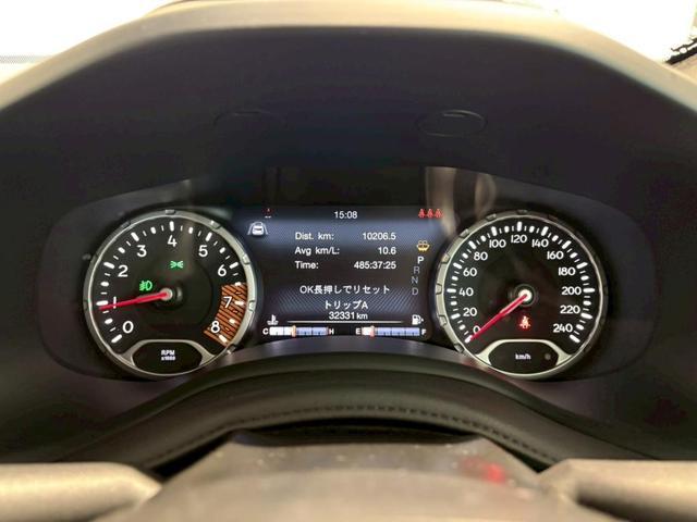 ジープ・レネゲード リミテッド　認定中古車保証　純正ナビ　ＥＴＣ２．０　バックカメラ　ＬＥＤヘッドライト　ＬＥＤフロントフォグ　オートヘッドライト　リアフォグ　レザーシート　シートヒーター　ステアリングヒーター（34枚目）