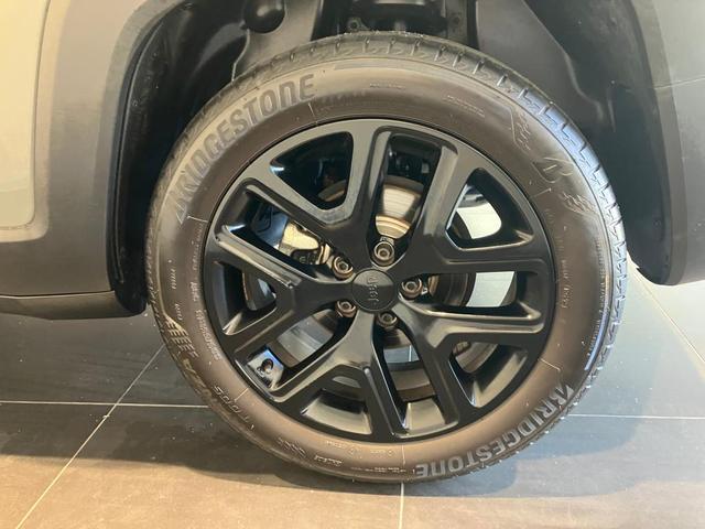 ジープ・レネゲード ナイトイーグル　認定中古車保証（9枚目）