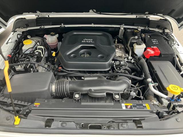 ジープ・ラングラーアンリミテッド サハラ 認知中古車保証 純正ナビ ETC2.0 バックカメラ LEDヘッドライト オートヘッドライト レザーシート シートヒーター ステアリングヒーター ターボエンジン フロントフォグ リアフォグ(33枚目)