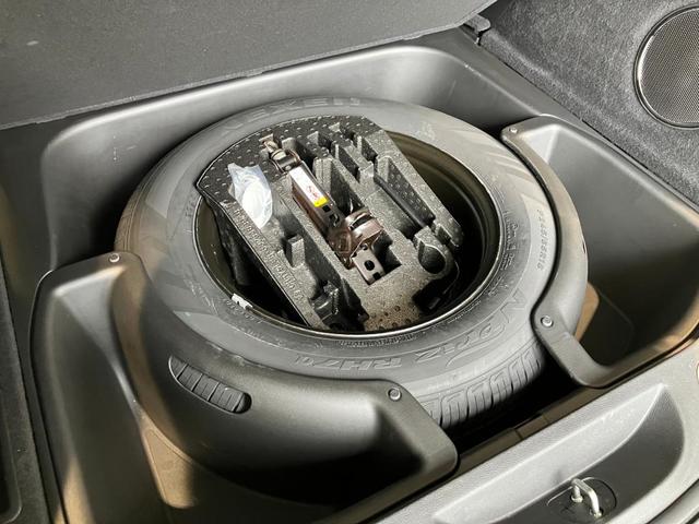 ジープ・グランドチェロキー リミテッド　認定中古車保証　４ＷＤ　レザーシート　シートヒーター　ハンドルヒーター　純正ナビ　ＥＴＣ２．０　バックカメラ　パワーリフトゲート　アダプティブクルーズコントロール　レーンキープアシスト（29枚目）