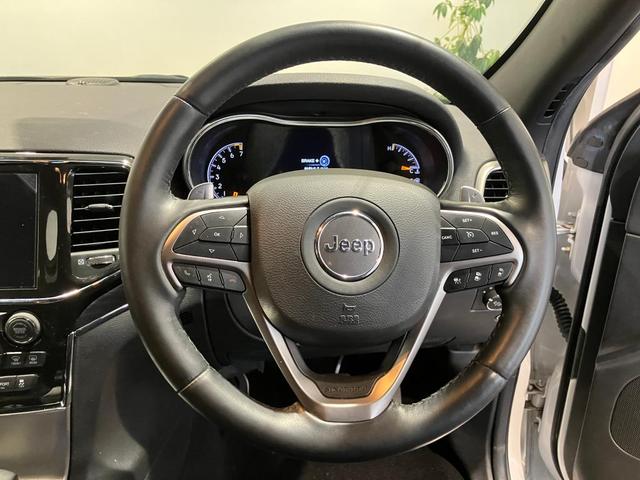 ジープ・グランドチェロキー リミテッド　認定中古車保証　４ＷＤ　レザーシート　シートヒーター　ハンドルヒーター　純正ナビ　ＥＴＣ２．０　バックカメラ　パワーリフトゲート　アダプティブクルーズコントロール　レーンキープアシスト（30枚目）