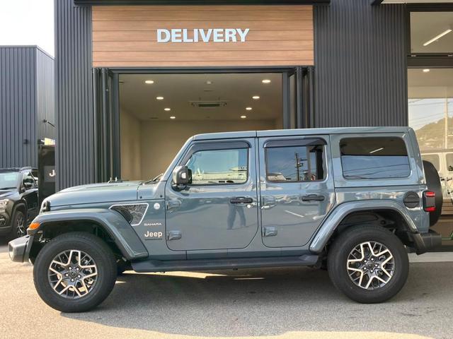 ジープ・ラングラーアンリミテッド サハラ ローンチエディション 認定中古車保証 4WD LEDヘッドライト フロントフォグ 純正ナビ ETC2.0 バックカメラ フロントカメラ レザーシート シートヒーター ステアリングヒーター オートエアコン ターボエンジン(9枚目)