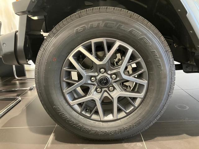 ジープ・ラングラーアンリミテッド サハラ ローンチエディション 認定中古車保証 4WD LEDヘッドライト フロントフォグ 純正ナビ ETC2.0 バックカメラ フロントカメラ レザーシート シートヒーター ステアリングヒーター オートエアコン ターボエンジン(13枚目)