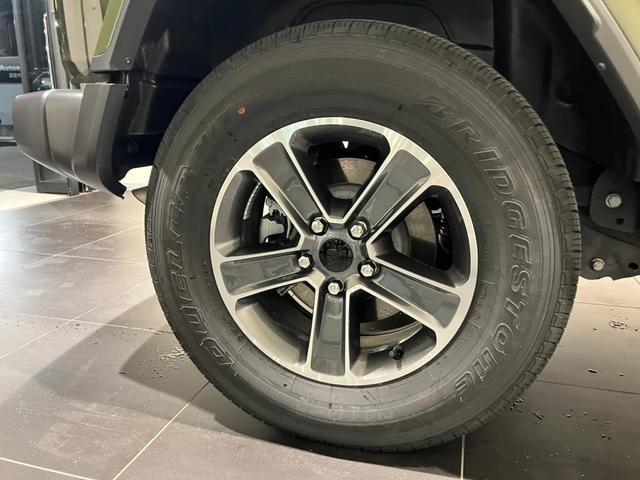 ジープ・ラングラーアンリミテッド サハラ 認定中古車保証 4WD LEDヘッドライト フロントフォグ リアフォグ 純正ナビ ETC2.0 バックカメラ フロントカメラ アダプティブクルーズコントロール アップルカープレイ アンドロイドオート(11枚目)