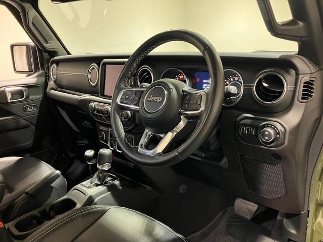 ジープ・ラングラーアンリミテッド サハラ 認定中古車保証 4WD LEDヘッドライト フロントフォグ リアフォグ 純正ナビ ETC2.0 バックカメラ フロントカメラ アダプティブクルーズコントロール アップルカープレイ アンドロイドオート(15枚目)