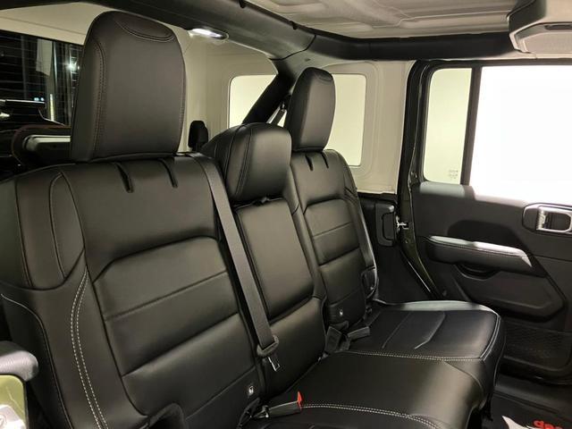 ジープ・ラングラーアンリミテッド サハラ 認定中古車保証 4WD LEDヘッドライト フロントフォグ リアフォグ 純正ナビ ETC2.0 バックカメラ フロントカメラ アダプティブクルーズコントロール アップルカープレイ アンドロイドオート(19枚目)