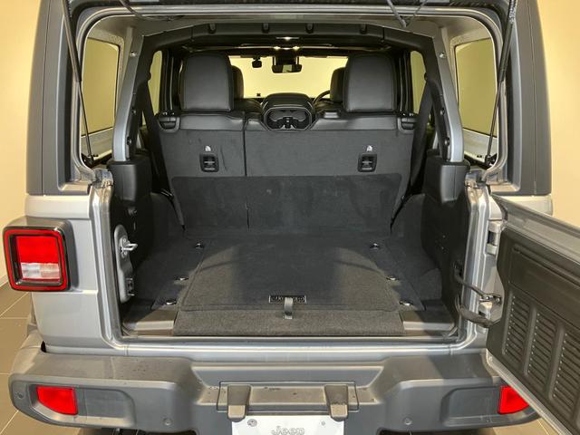 ジープ・ラングラーアンリミテッド フリーダムエディション 認定中古車保証 4WD ターボエンジン ファブリックシート バックカメラ サイドカメラ フロントカメラ ETC 純正アルミホイール オートエアコン アダプティブクルーズコントロール アップルカープレイ(27枚目)