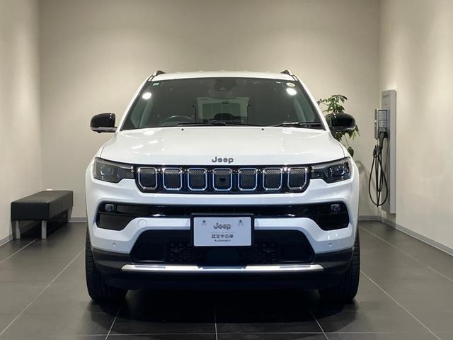 ジープ・コンパス リミテッド　認定中古車保証　ＬＥＤヘッドライト　フロントフォグ　リアフォグ　オートヘッドライト　純正ナビ　ＥＴＣ２．０　バックカメラ　サイドカメラ　フロントカメラ　４ＷＤ　パワーリフトゲート　アイドリングストップ（6枚目）