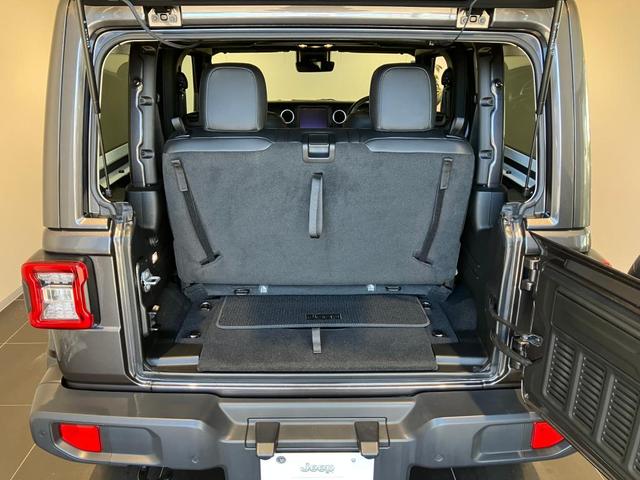 ジープ・ラングラー ８０ｔｈアニバーサリーエディション　認定中古車保証　ＬＥＤヘッドライト　フロントフォグ　リアフォグ　オートヘッドライト　純正ナビ　ＥＴＣ２．０　バックカメラ　サイドカメラ　フロントカメラ　レザーシート　シートヒーター（25枚目）