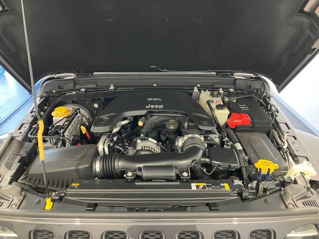 ジープ・ラングラー ８０ｔｈアニバーサリーエディション　認定中古車保証　ＬＥＤヘッドライト　フロントフォグ　リアフォグ　オートヘッドライト　純正ナビ　ＥＴＣ２．０　バックカメラ　サイドカメラ　フロントカメラ　レザーシート　シートヒーター（33枚目）