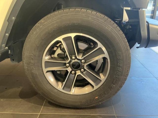 �i�������̃e�N�m���W�[���l�ߍ��񂾂r�t�u�ł��B