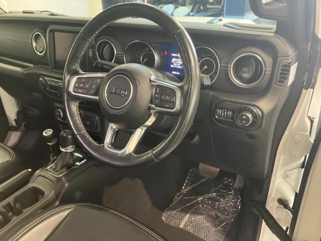 �i�������̃^�t�����`����Ă��鑾�߂̃X�e�A�����O�ɂȂ��Ă���܂��B