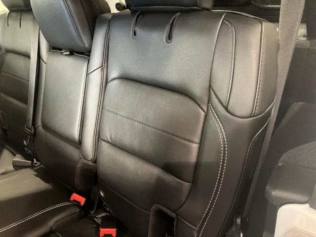 �㕔���Ȃ͍��ʂ��傫���N�b�V�������������V�[�g�ɂȂ��Ă�����ɂ����ł��B