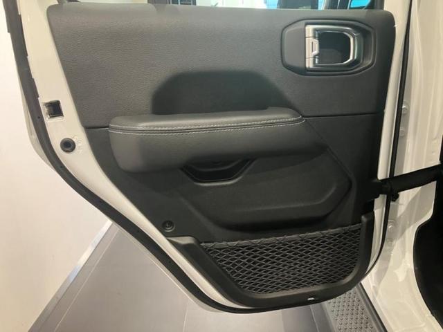 �h�A�J���̏d�����̂���u���H���v�Əd���������A���Ԃɏ���Ă���Ɗ��������Ă���܂��B