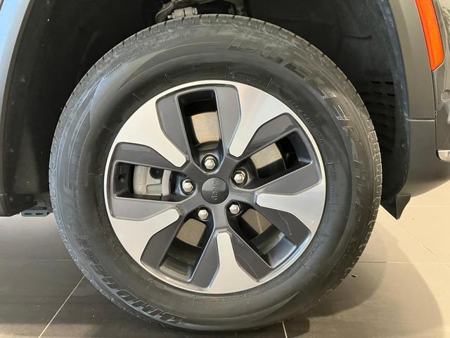 �y�^�C���z�P�W�C���`�A���~�z�C�[���ł��B