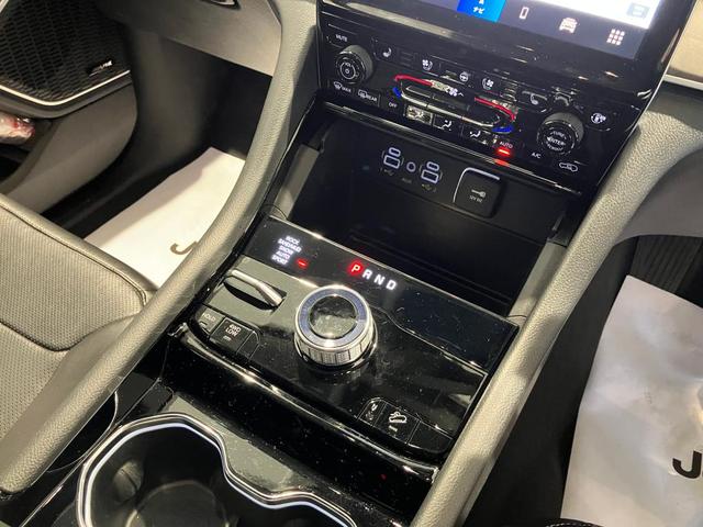 ジープ・グランドチェロキー４ｘｅ リミテッド　４ｘｅ　認定中古車保証　４ＷＤ　ＰＨＶ　ＬＥＤヘッドライト　オートヘッドライト　純正ナビ　純正アルミホイール　レザーシート　シートヒーター　ＥＴＣ２．０　バックカメラ　電動リアゲート　ターボエンジン（32枚目）