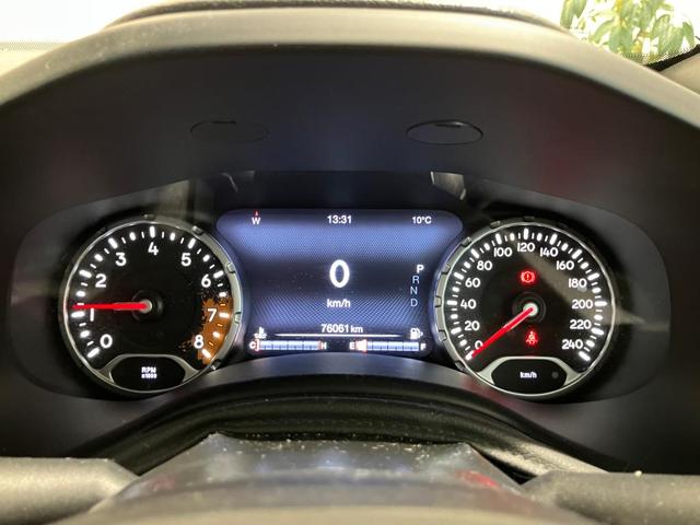 ジープ・レネゲード リミテッド　認定中古車　キセノンヘッドライト　フロントフォグ　リアフォグ　純正ナビ　バックカメラ　アダプティブクルーズコントロール　ブラインドスポットモニター　オートエアコン　オートヘッドライト（34枚目）