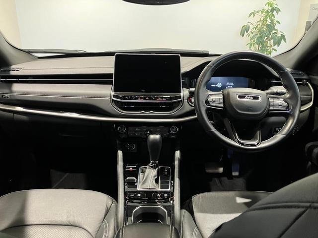 ジープ・コンパス ８０ｔｈアニバーサリーエディション　認定中古車後保証　４ＷＤ　ＬＥＤヘッドライト　フロントフォグ　リアフォグ　純正ナビ　バックカメラ　ＥＴＣ２．０　レザーシート　シートヒーター　パワーリフトゲート　アップルカープレイ　アンドロイドオート（14枚目）