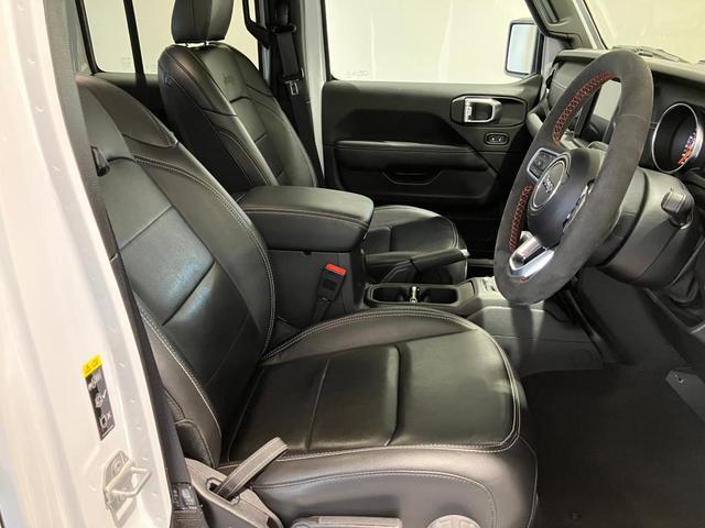 ジープ・ラングラーアンリミテッド サハラ（12枚目）