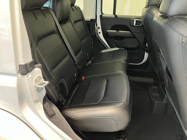 ジープ・ラングラーアンリミテッド サハラ（15枚目）