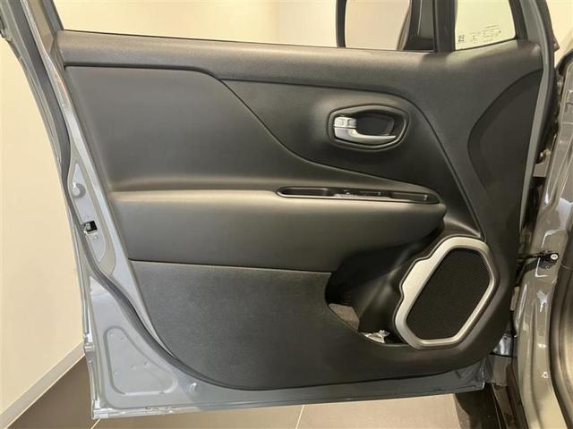 ジープ・レネゲード 80thアニバーサリーエディション 認定中古車保証 LEDヘッドライト フロントフォグ リアフォグ 純正ナビ ETC2.0 バックカメラ レザーシート シートヒーター ステアリングヒーター オートヘッドライト 純正18インチアルミ(23枚目)