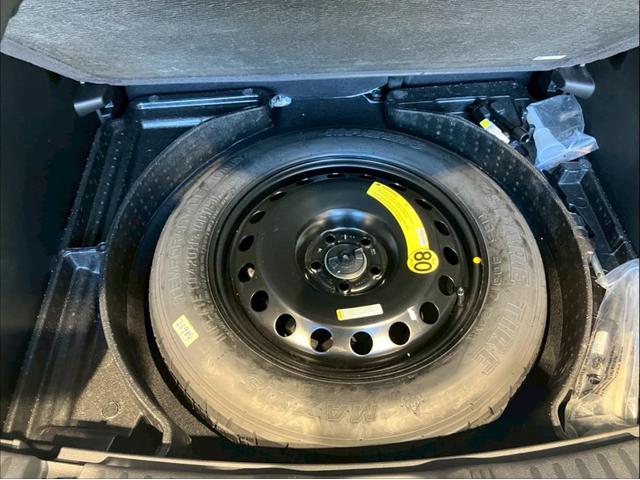 ジープ・コンパス リミテッド　認定中古車保証　４ＷＤ　ＬＥＤヘッドライト　フロントフォグ　純正ナビ　ＥＴＣ２．０　バックカメラ　レザーシート　シートヒーター　パワーシート　オートエアコン　　アップルカープレイ（29枚目）