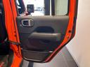 サハラ　パワートップ　新車保証継承　レザーシート　シートヒーター　ハンドルヒーター　電動トップ特別限定モデル　純正アルミホイール（19枚目）