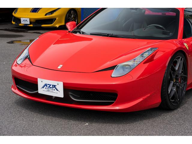 ４５８スパイダー ベースグレード　正規ディーラー車　カーボンＬＥＤステアリング　電動シート　レザーシート　ブレンボカーボンブレーキ　レッドレヴカウンター　バックカメラ　カロッツェリアナビ　ヘッドレスト跳ね馬エンボス　ＢＣフォージドＡＷ（8枚目）