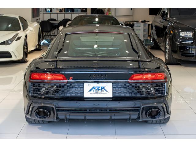 �t�����g���b�v�A�T�C�h�X�J�[�g�A�T�C�h�u���[�h�A���A�E�B���h�E�A�h�A�~���[�Ȃǃu���b�N�ƃJ�[�{���p�[�c�̑g�ݍ��킹�ɂ��A���ꊴ�̂���X�|�[�e�B�ȊO�ςƂȂ��Ă���܂��B