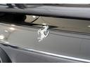 ベースグレード　正規ディーラー車　カーボンＬＥＤステアリング　カーボンファイバーレーシングシート　マットグレーホイール　バックカメラ　ネロ・デイトナ　レッドキャリパー　マットブラックマフラーチップ（29枚目）