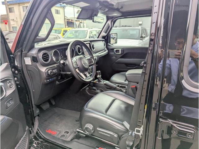ジープ・ラングラーアンリミテッド4xe ルビコン4xe 認定中古車 弊社オーナー様下取り車両 車検整備付 プラグインハイブリッドモデル シートヒーター ステアリングヒーター Bluetooth接続 applecarplay androidauto(15枚目)