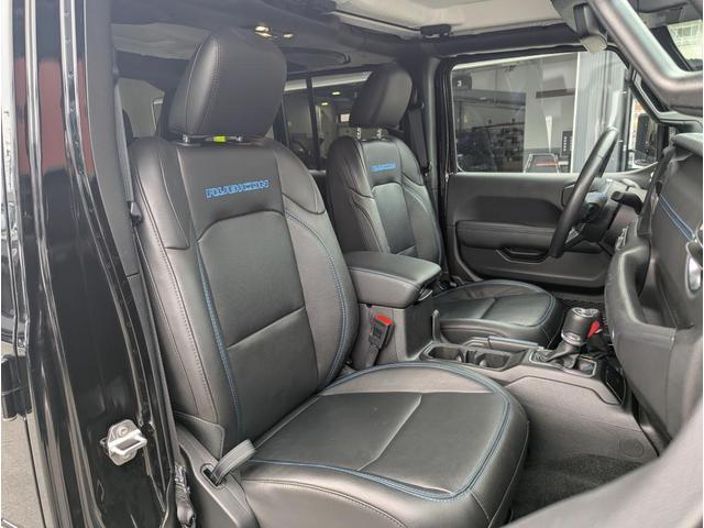 ジープ・ラングラーアンリミテッド4xe ルビコン4xe 認定中古車 弊社オーナー様下取り車両 車検整備付 プラグインハイブリッドモデル シートヒーター ステアリングヒーター Bluetooth接続 applecarplay androidauto(22枚目)