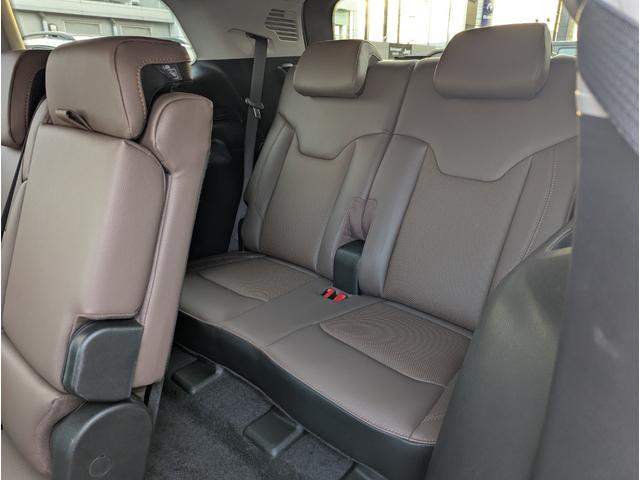 �R��ڌ㕔���ȂɂȂ�܂��B�T�F�T�̕����V�[�g�ƂȂ��Ă��胊�N���C�j���O���\�ł��B