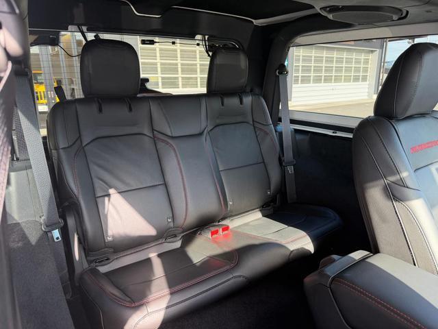 �㕔���ȂƂȂ�܂��B