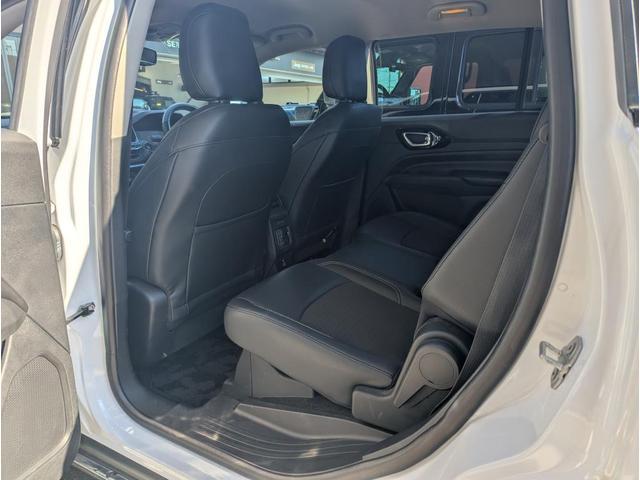 �����㕔���ȂɂȂ�܂��B