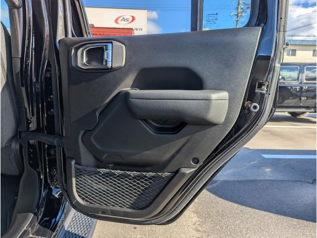 �㕔���Ȃɂ����̃X�C�b�`�͂������܂���B