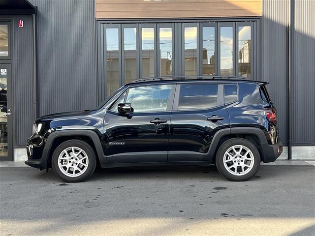 ジープ・レネゲード リミテッド　新車保証付き　整備付き　弊社代車使用　ワンオーナー　ＬＥＤヘッドライト　シートヒーター　ステアリングヒート　パワーシート　純正１７インチアルホイール（9枚目）