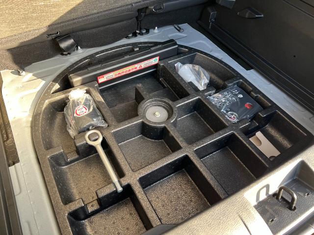 ジープ・レネゲード リミテッド　新車保証付き　整備付き　弊社代車使用　ワンオーナー　ＬＥＤヘッドライト　シートヒーター　ステアリングヒート　パワーシート　純正１７インチアルホイール（29枚目）