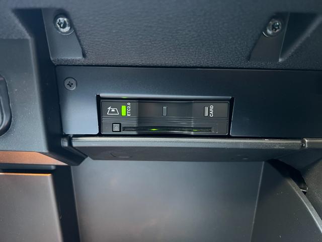 ジープ・レネゲード リミテッド　新車保証付き　整備付き　弊社代車使用　ワンオーナー　ＬＥＤヘッドライト　シートヒーター　ステアリングヒート　パワーシート　純正１７インチアルホイール（34枚目）