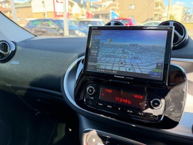 スマートフォーフォー ターボ 半年保証付 禁煙車 レザーシート ガラスルーフ ナビ 地デジ バックモニター キーレス 純正16インチアルミ シートヒーター 衝突軽減システム アイドリングストップ ドライブレコーダー ETC(18枚目)