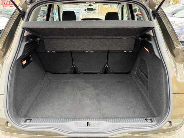 C4 ピカソ エクスクルーシブ 半年保証付 ワンオーナー ナビ 地デジ バックカメラ 360°カメラ Bluetooth機能 純正16インチアルミ パノラミックガラスルーフ 前後ドライブレコーダー ETC クルーズコントロール(16枚目)