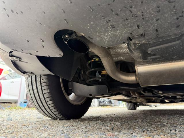 C4 ピカソ エクスクルーシブ 半年保証付 ワンオーナー ナビ 地デジ バックカメラ 360°カメラ Bluetooth機能 純正16インチアルミ パノラミックガラスルーフ 前後ドライブレコーダー ETC クルーズコントロール(23枚目)