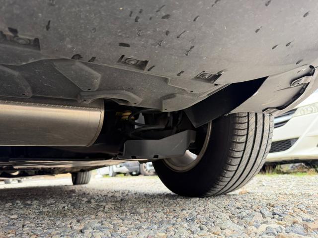 C4 ピカソ エクスクルーシブ 半年保証付 ワンオーナー ナビ 地デジ バックカメラ 360°カメラ Bluetooth機能 純正16インチアルミ パノラミックガラスルーフ 前後ドライブレコーダー ETC クルーズコントロール(24枚目)