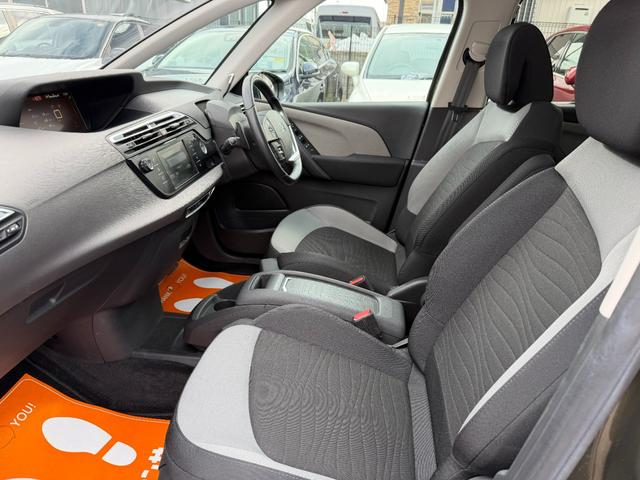 C4 ピカソ エクスクルーシブ 半年保証付 ワンオーナー ナビ 地デジ バックカメラ 360°カメラ Bluetooth機能 純正16インチアルミ パノラミックガラスルーフ 前後ドライブレコーダー ETC クルーズコントロール(26枚目)